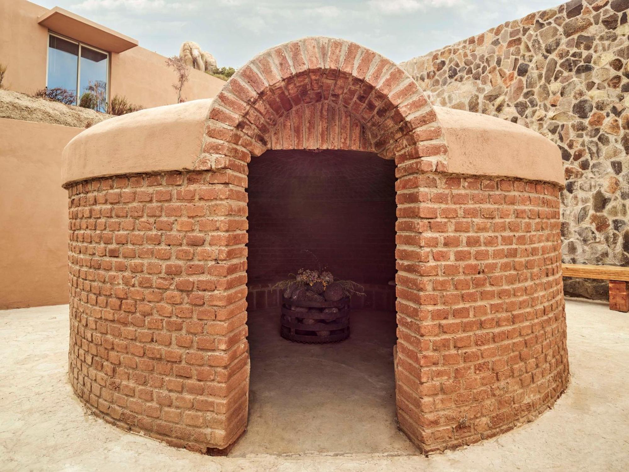 Banyan Tree Veya, Valle De Guadalupe - A Wellbeing & Wine Resort ภายนอก รูปภาพ